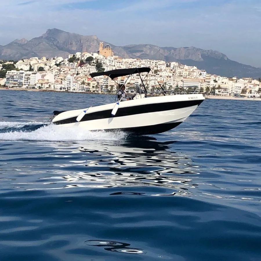 No Name Charter Boat