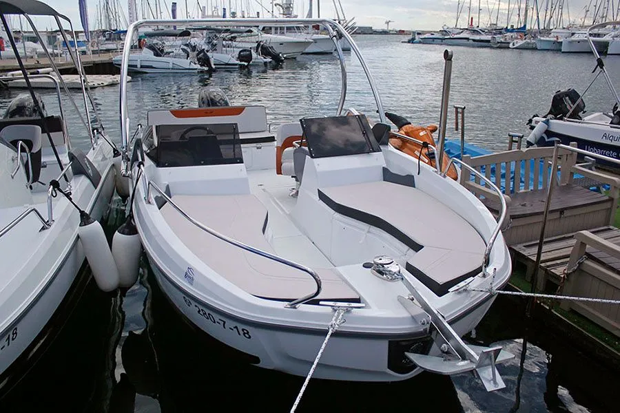 Explore Barcelona on a 6.43m Rental Motor Boat