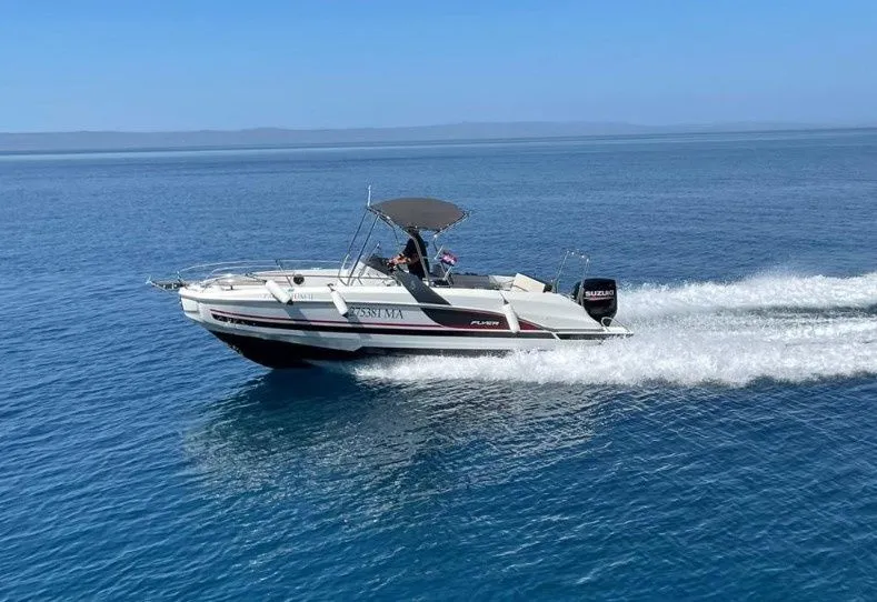 7.64m Makarska Motor Boat Hire