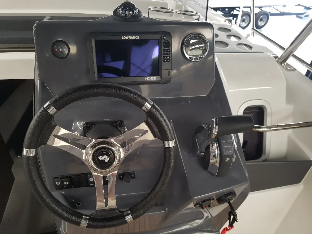 Rent a 7.64m Beneteau Flyer 7.7 in La Trinite-sur-Mer