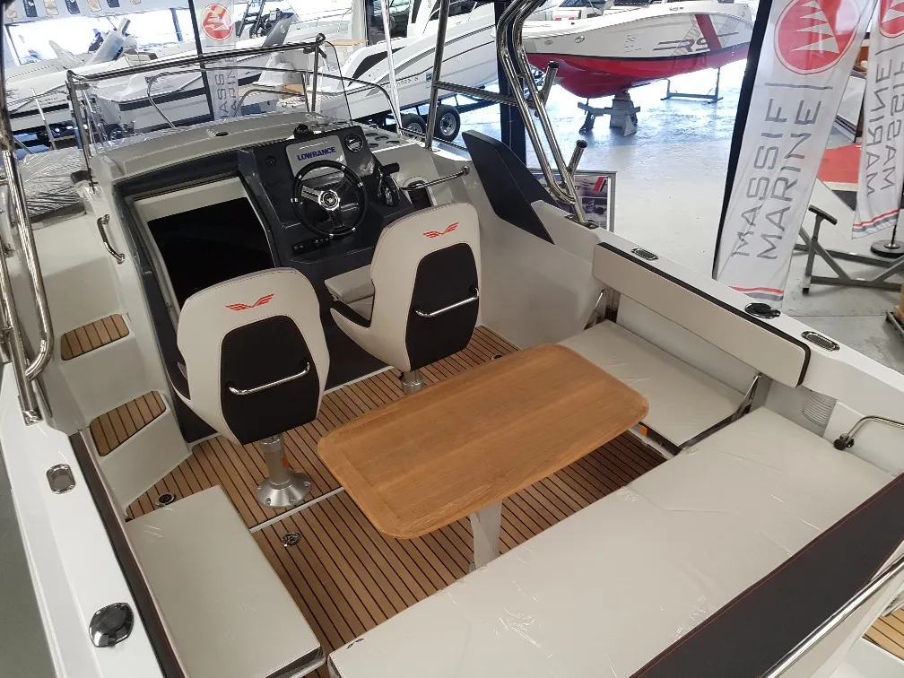 Flyer Charter Boat