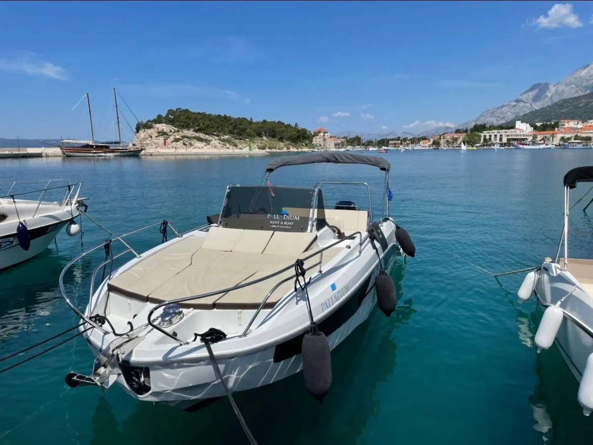 Sundeck Charter Boat