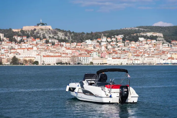 Sundeck Charter Boat