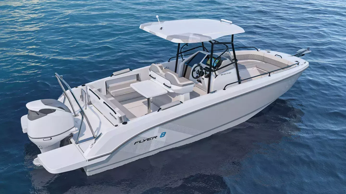 Rent a 8.1m Boat in Ajaccio