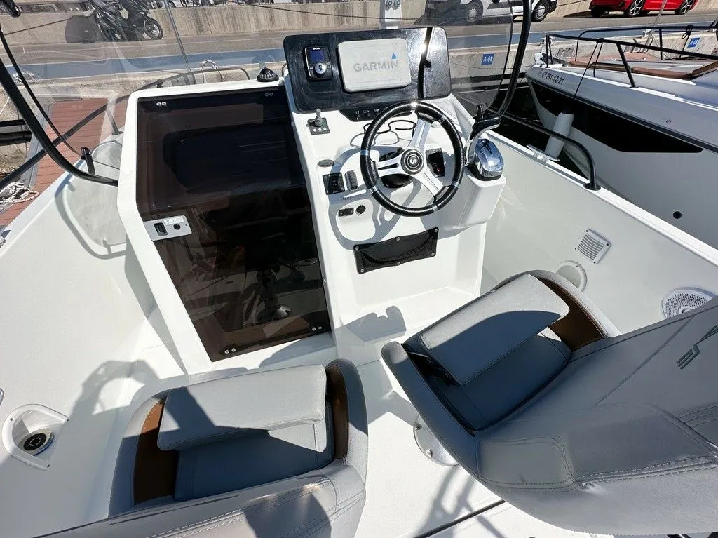Neptuno Charter Boat