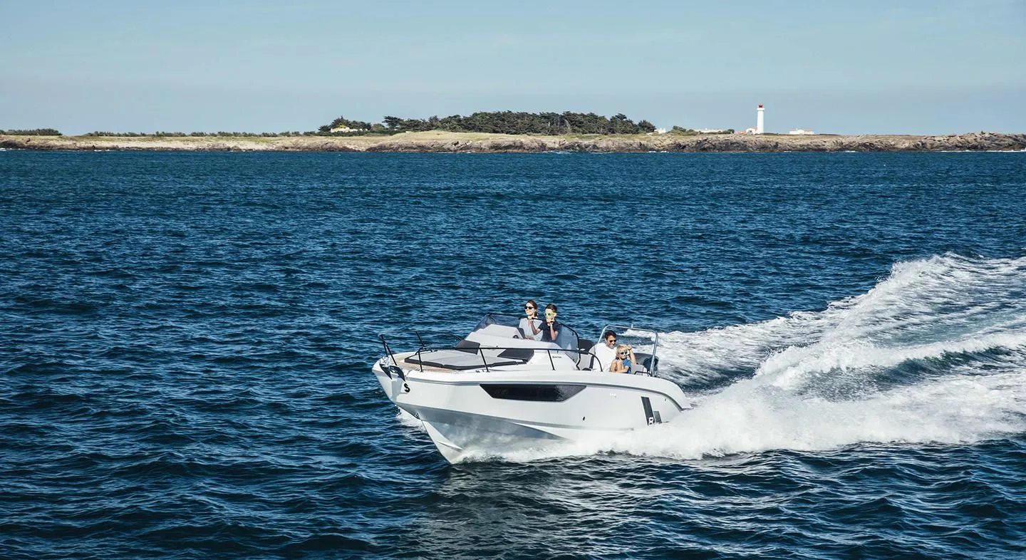 Rent a 6.96m Boat in Bandol