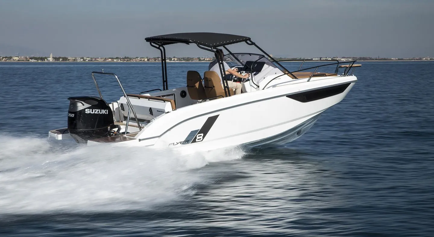 Fakarava Charter Boat