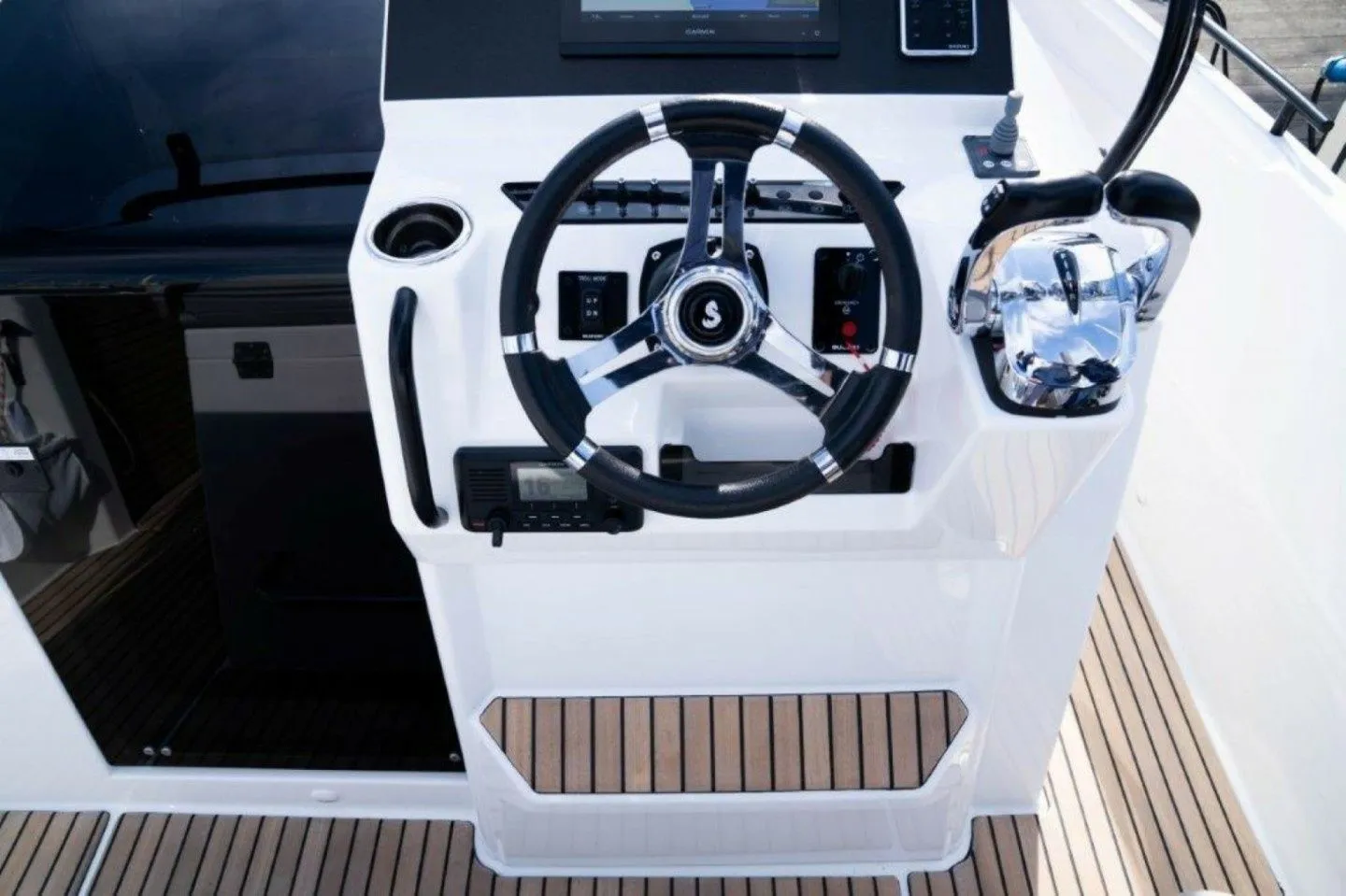 Aventure Charter Boat
