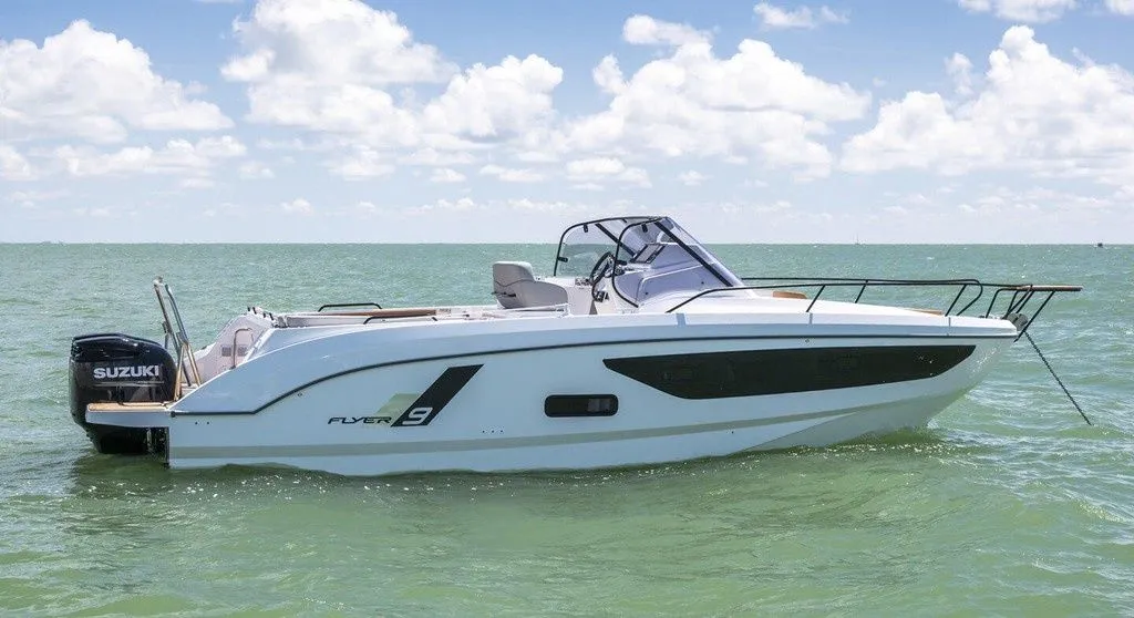 9.1m Mahón Motor Yacht Hire
