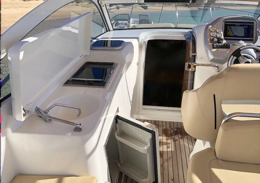 Titan Desert Charter Boat - 4