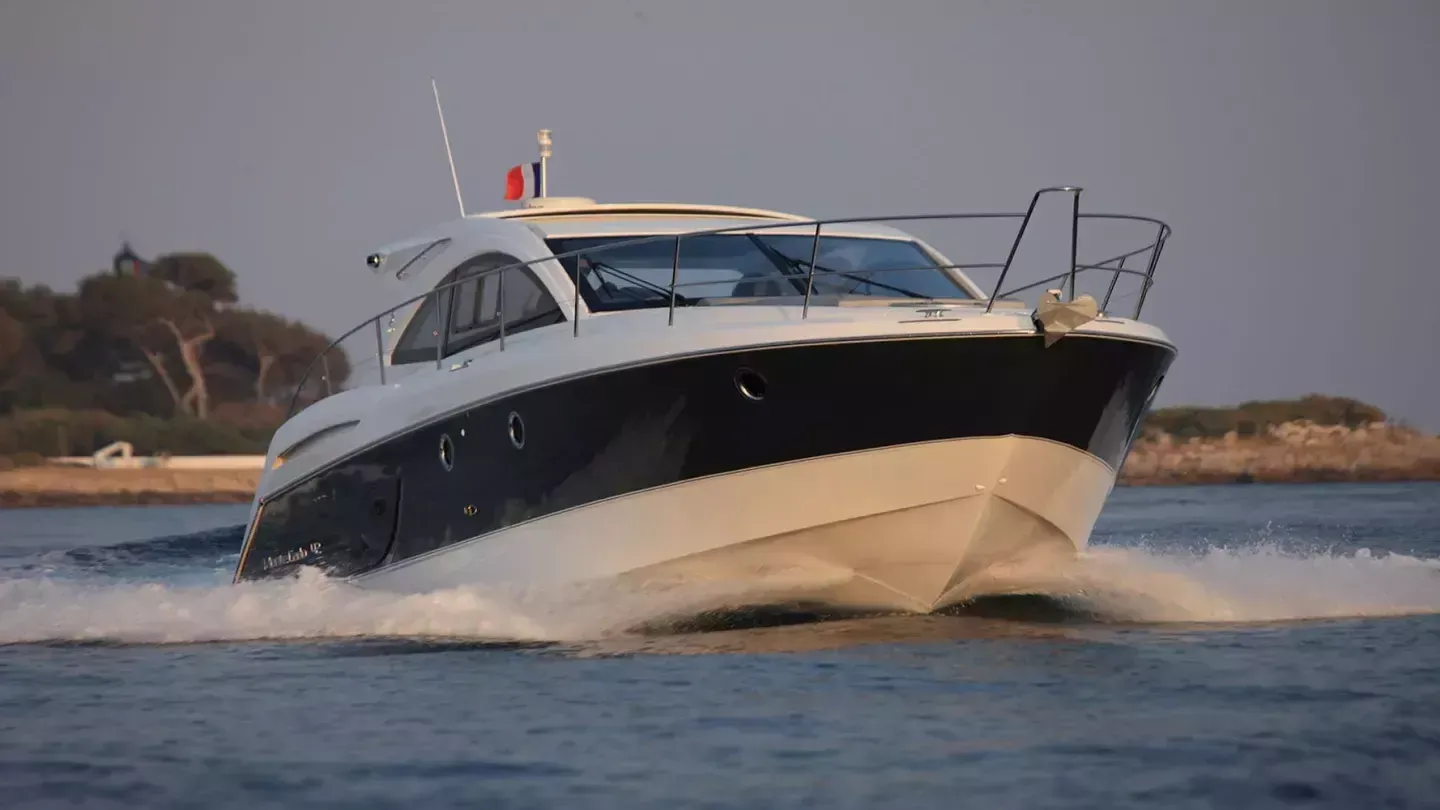 No Name Mietboot - 3