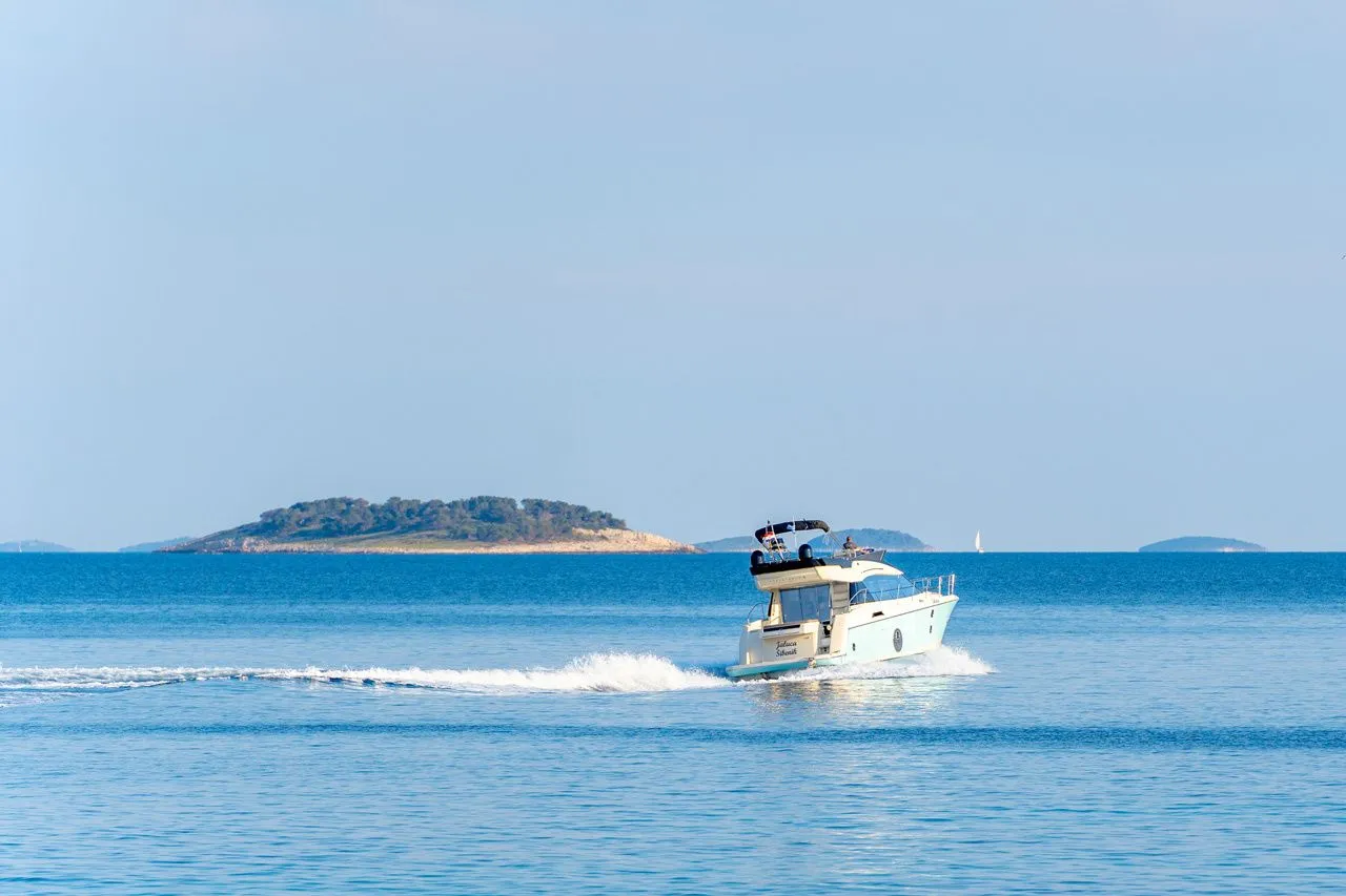 Чартер Jaluca - 3