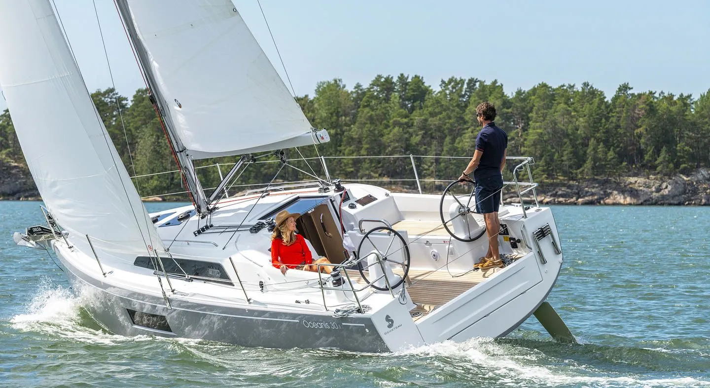 Explore Procida on a 9.53m Beneteau Oceanis 30.1 Sailing Yacht Rental