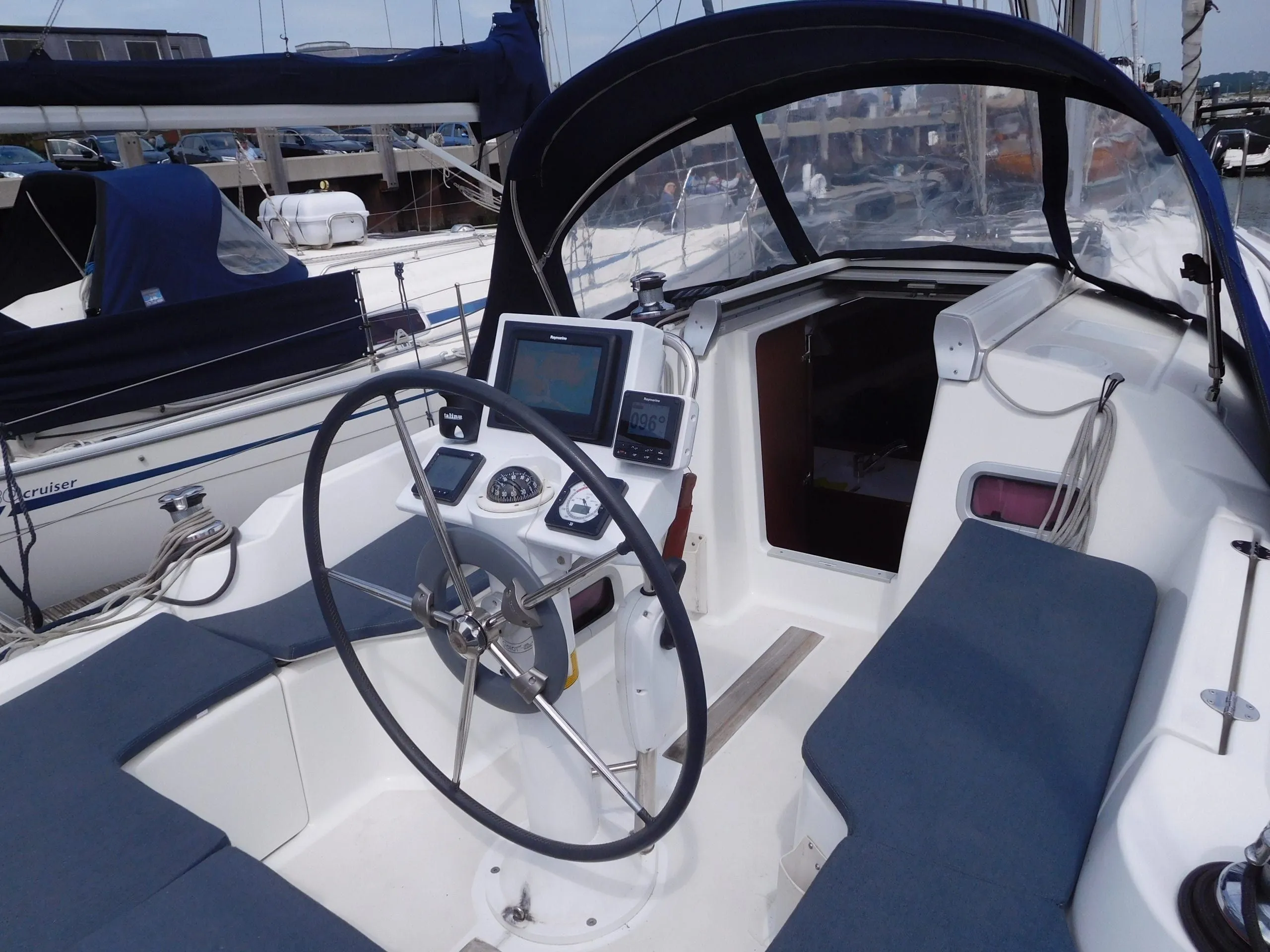 Alibi Charter Boat