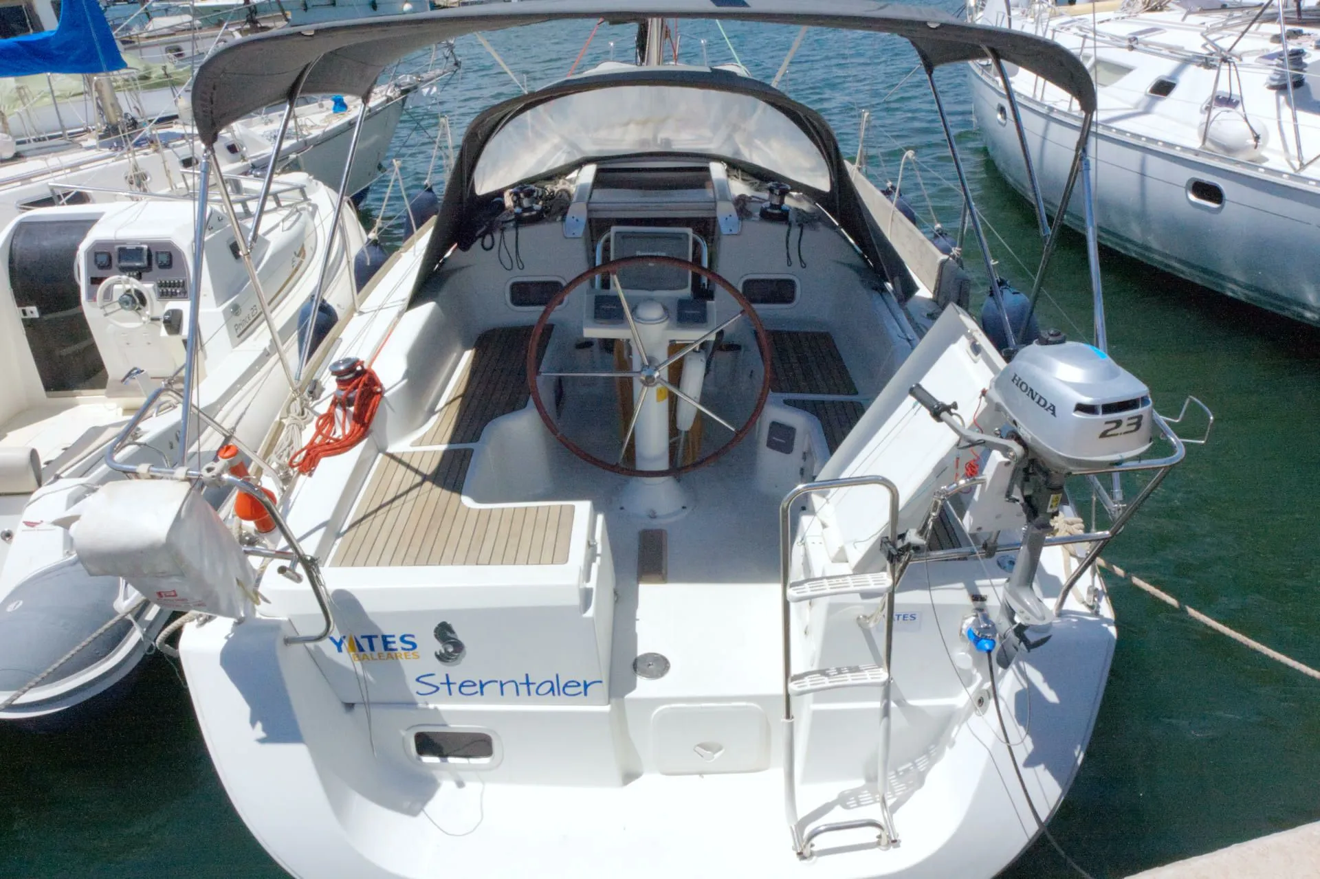 Boot - 9.66m Heiligenhafen Sailing Yacht Beneteau Oceanis 31 Hire