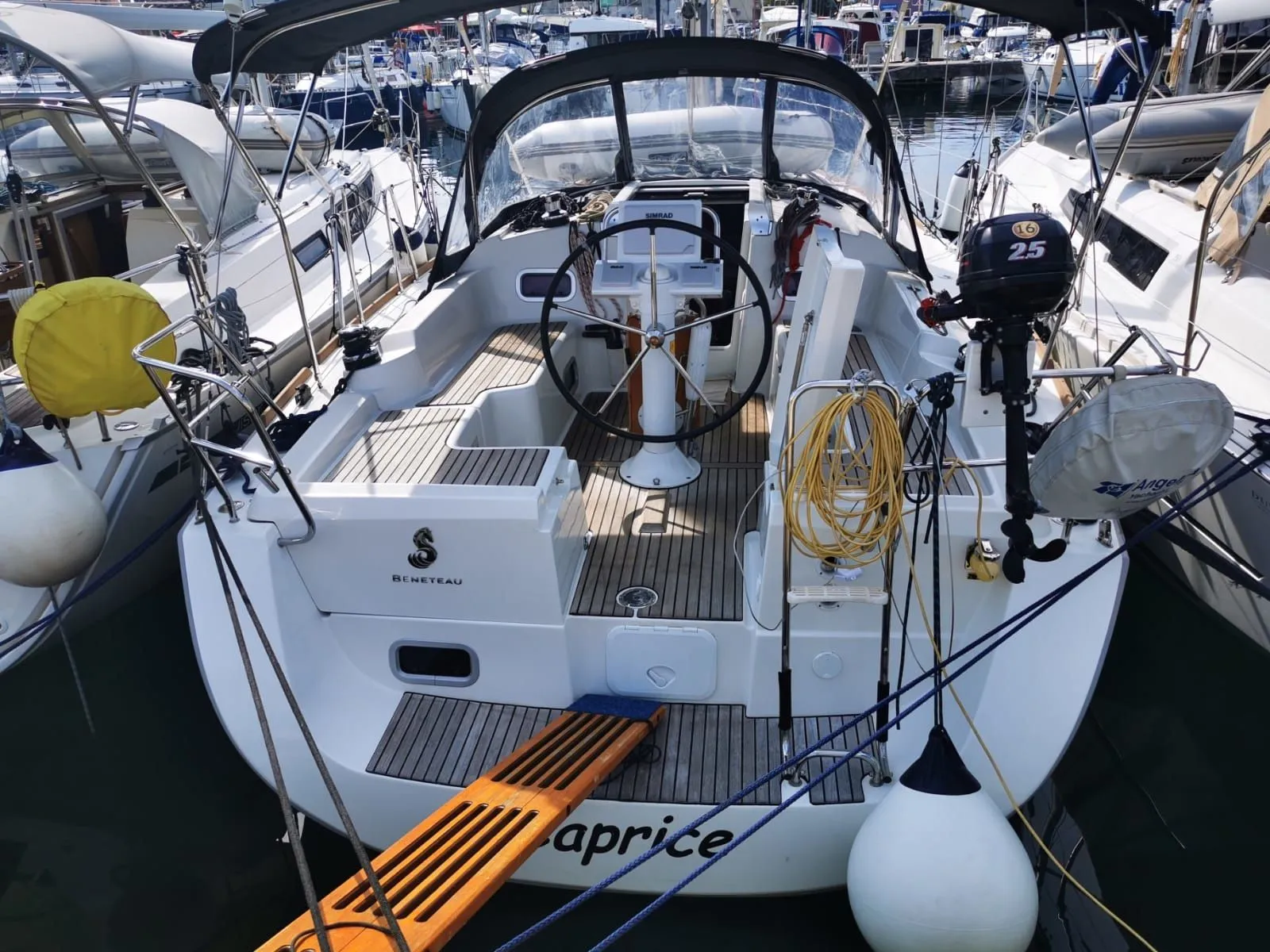 10.34m Vodice Beneteau Oceanis 34 Sailing Yacht Hire