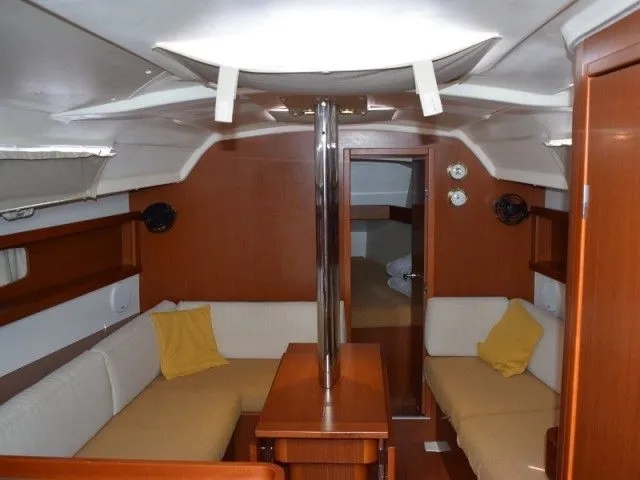 Izar Charter Boat