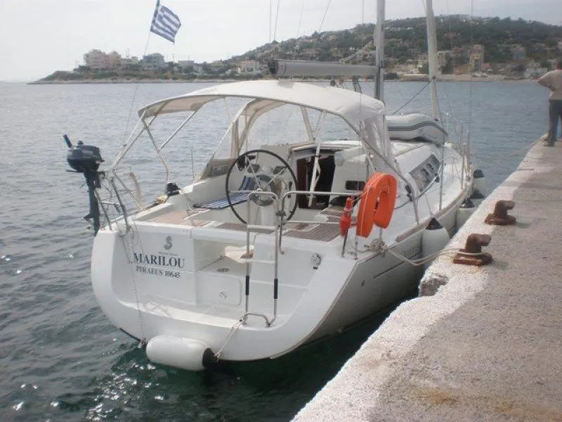 10.34m Nea Peramos Sailing Yacht Beneteau Oceanis 34 Hire