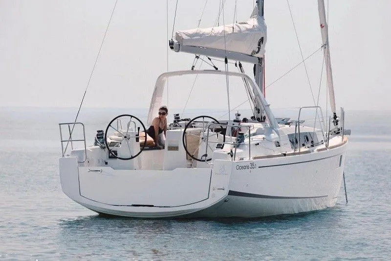 Explore Barcelona on a 9.99m Rental Sailing Yacht