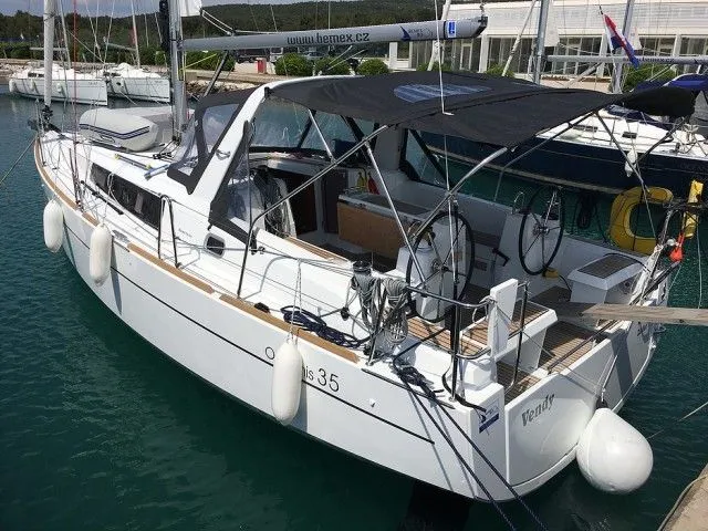 Vendy Charter Boat - 3