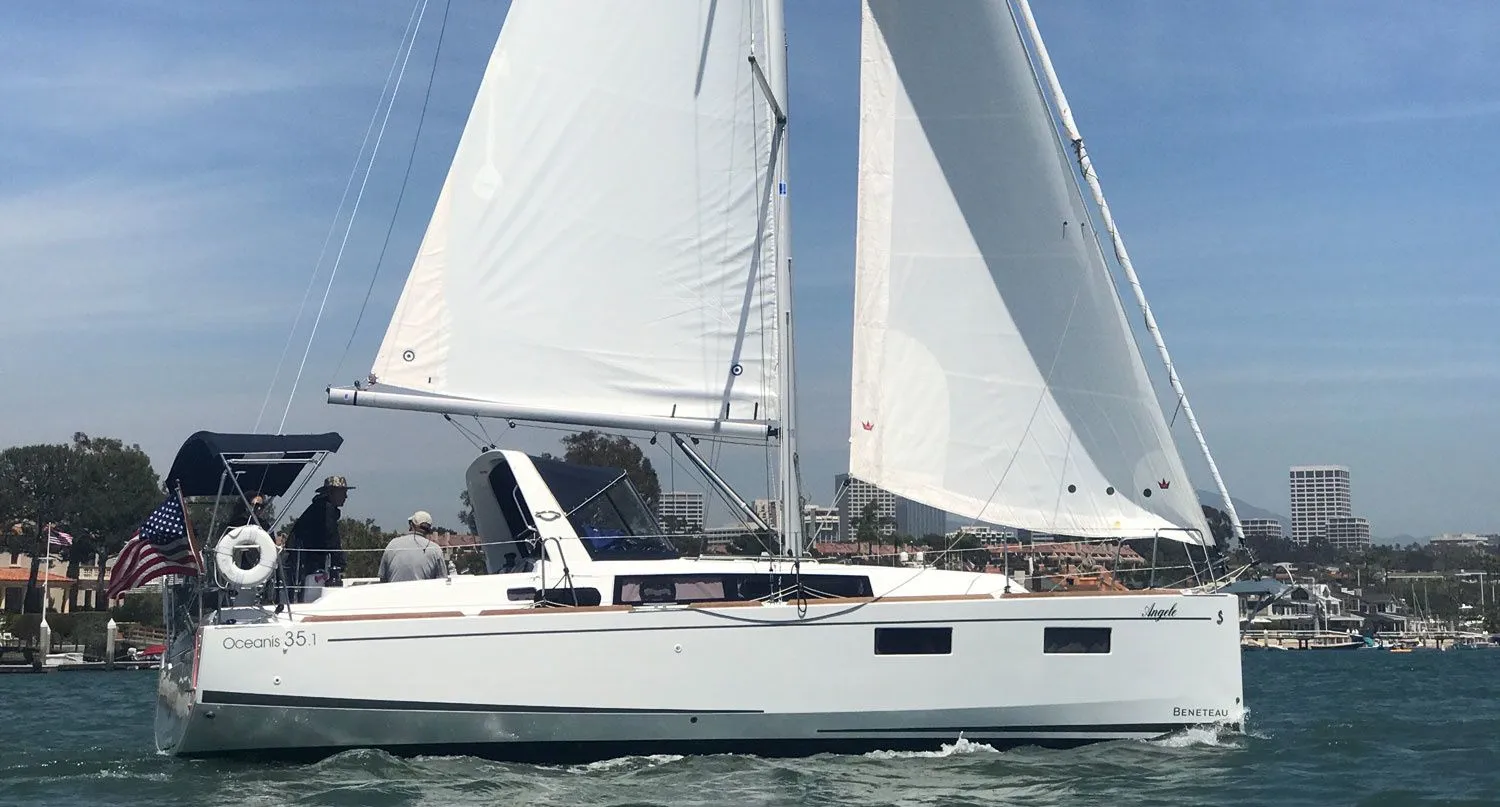 Explore Los Angeles on a 10.45m Rental Sailing Yacht Beneteau Oceanis 35.1