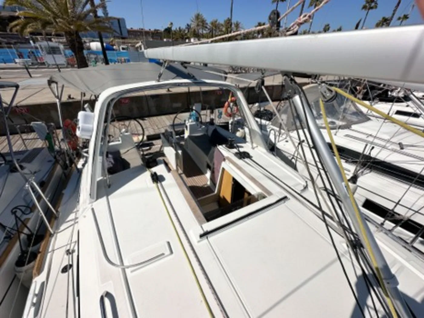 Bali 2 Charter Boat