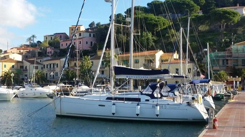 Charter a 11.55m Boat in Piombino