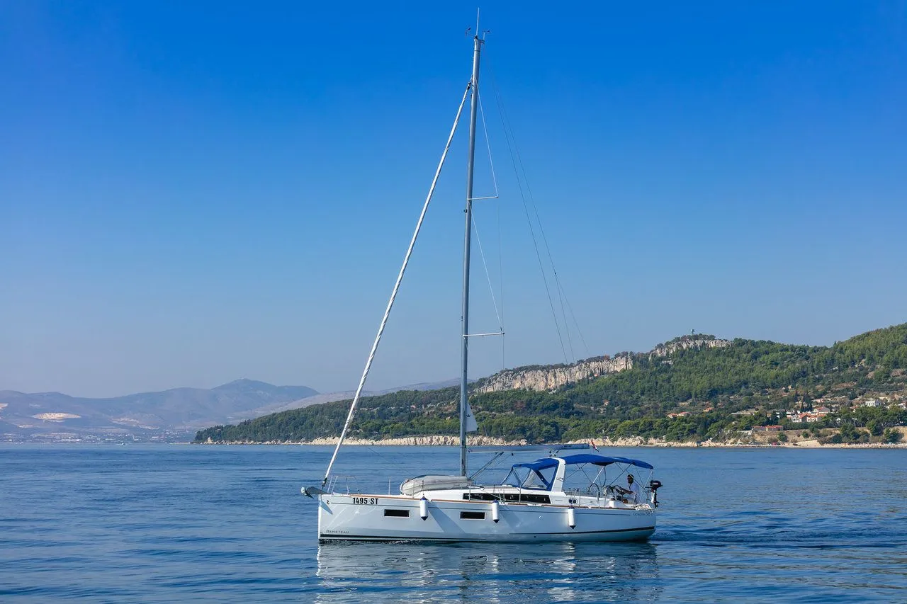 Anima Maris  3 Charter Boat - 4