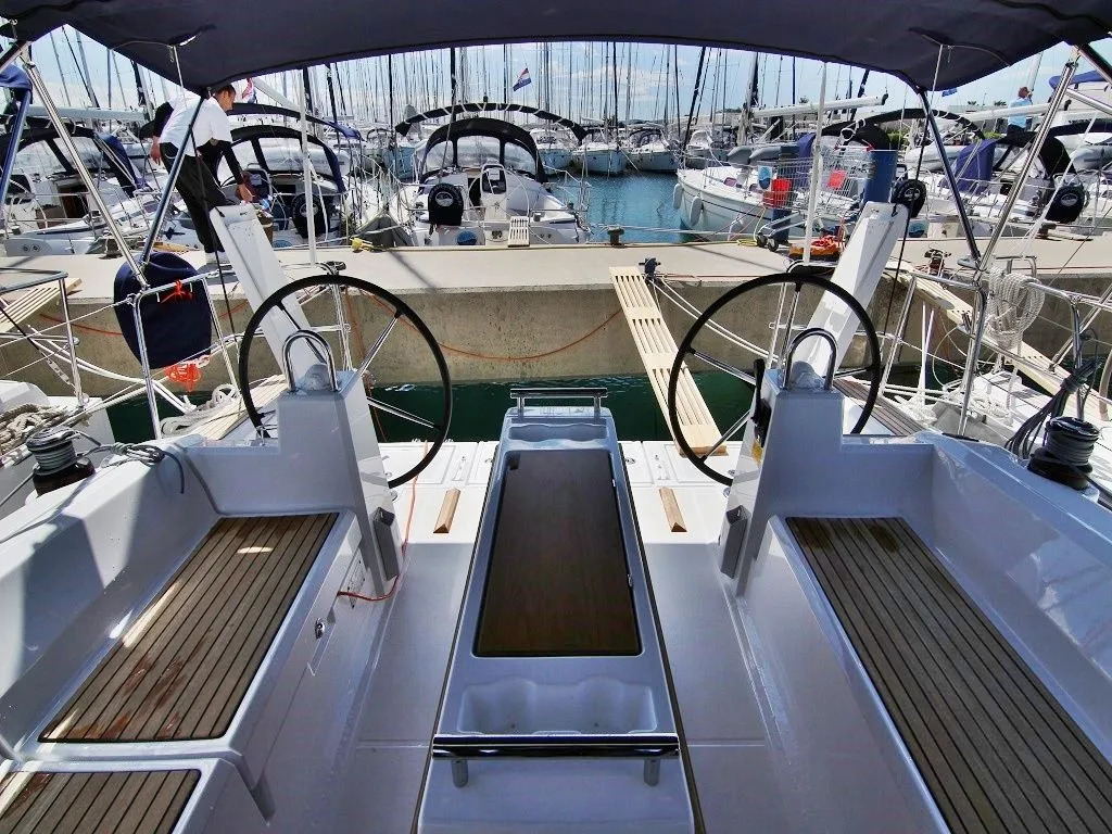Aura Mietboot - 4