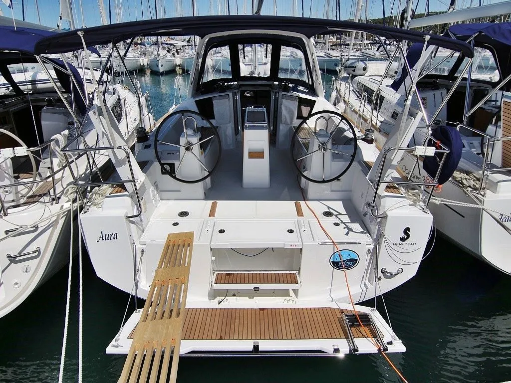 Aura Mietboot - 3