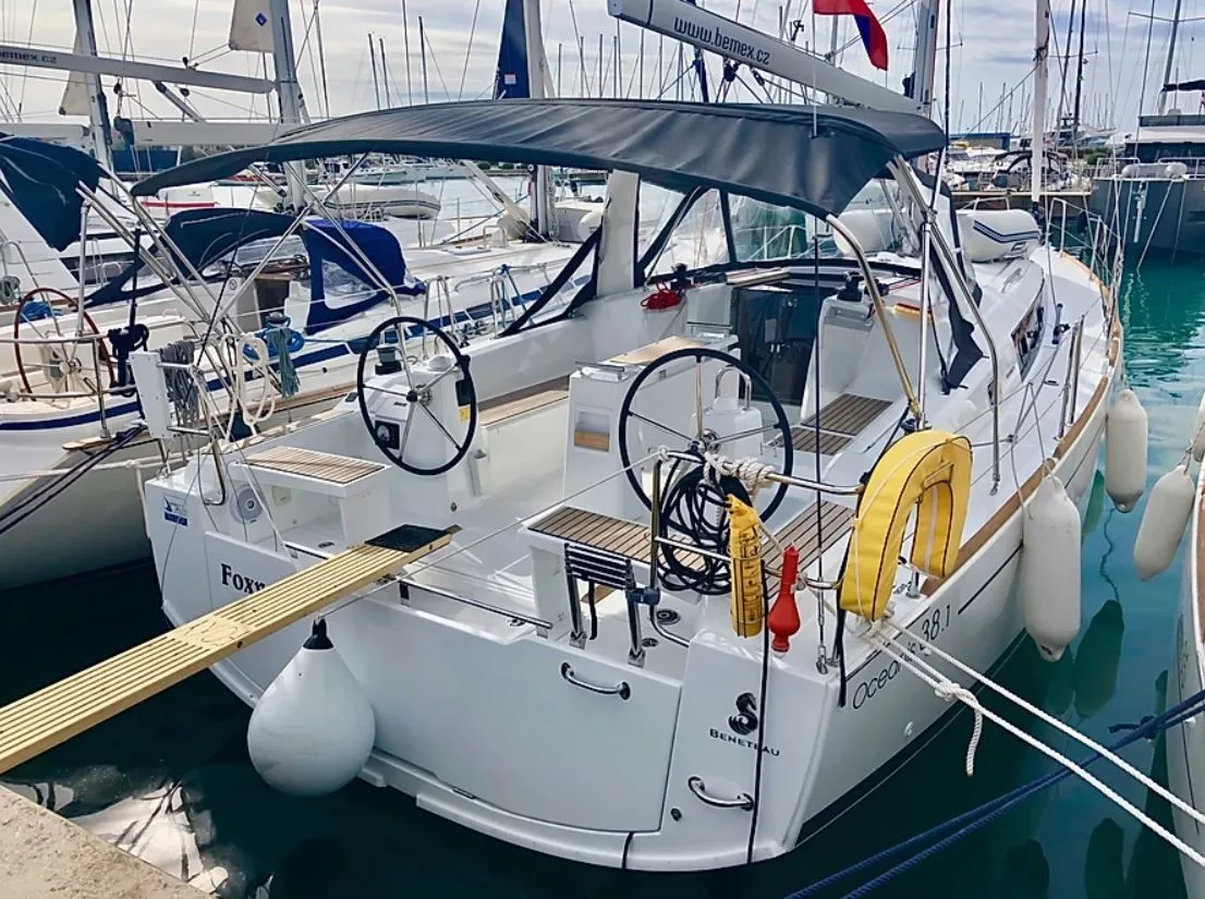 Foxy Charterboot - 3