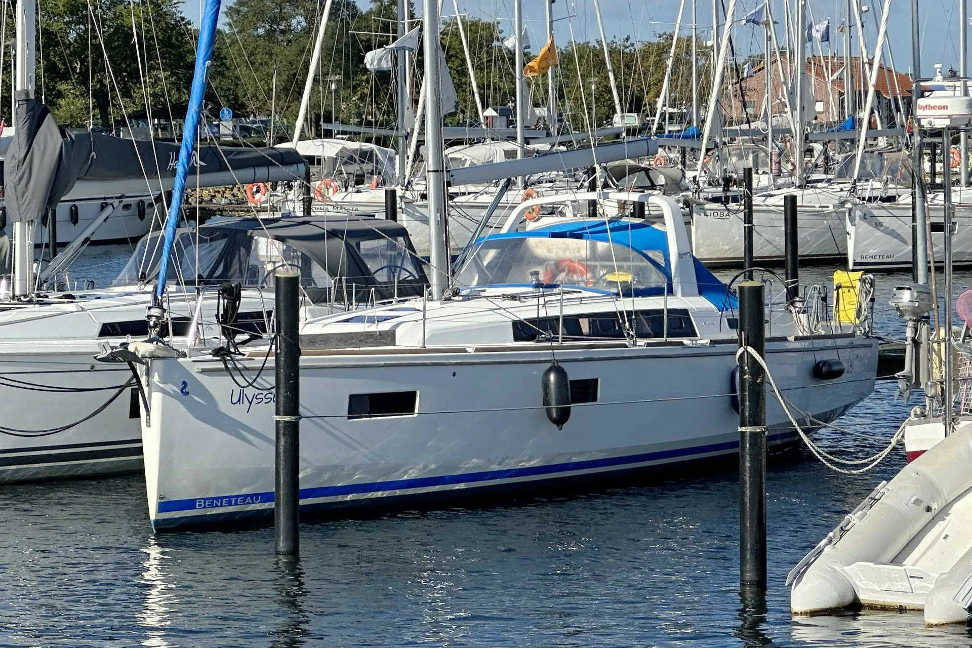 11.5m Heiligenhafen Beneteau Oceanis 38 Hire