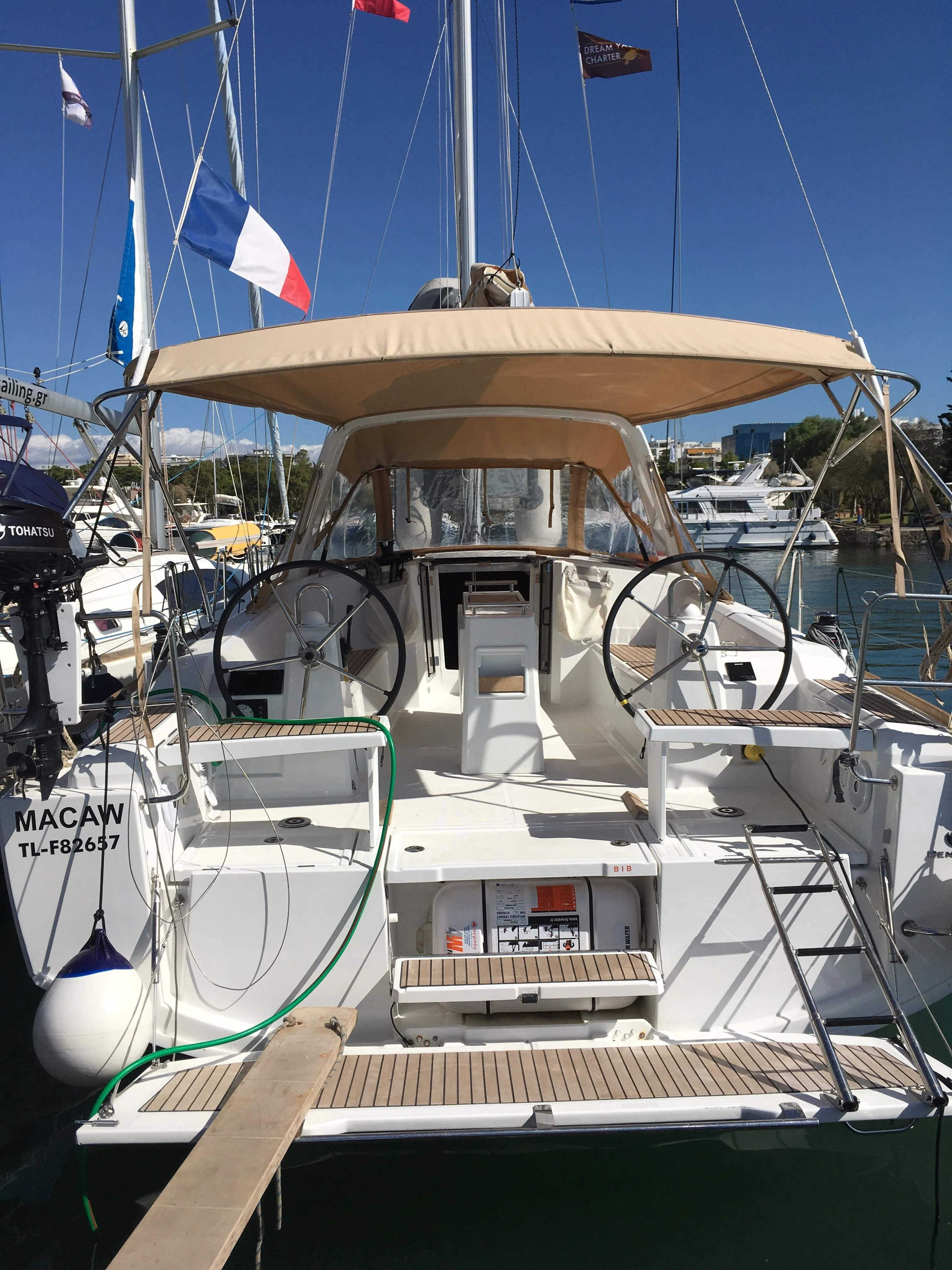 Macaw Kiralık Teknesi - 3