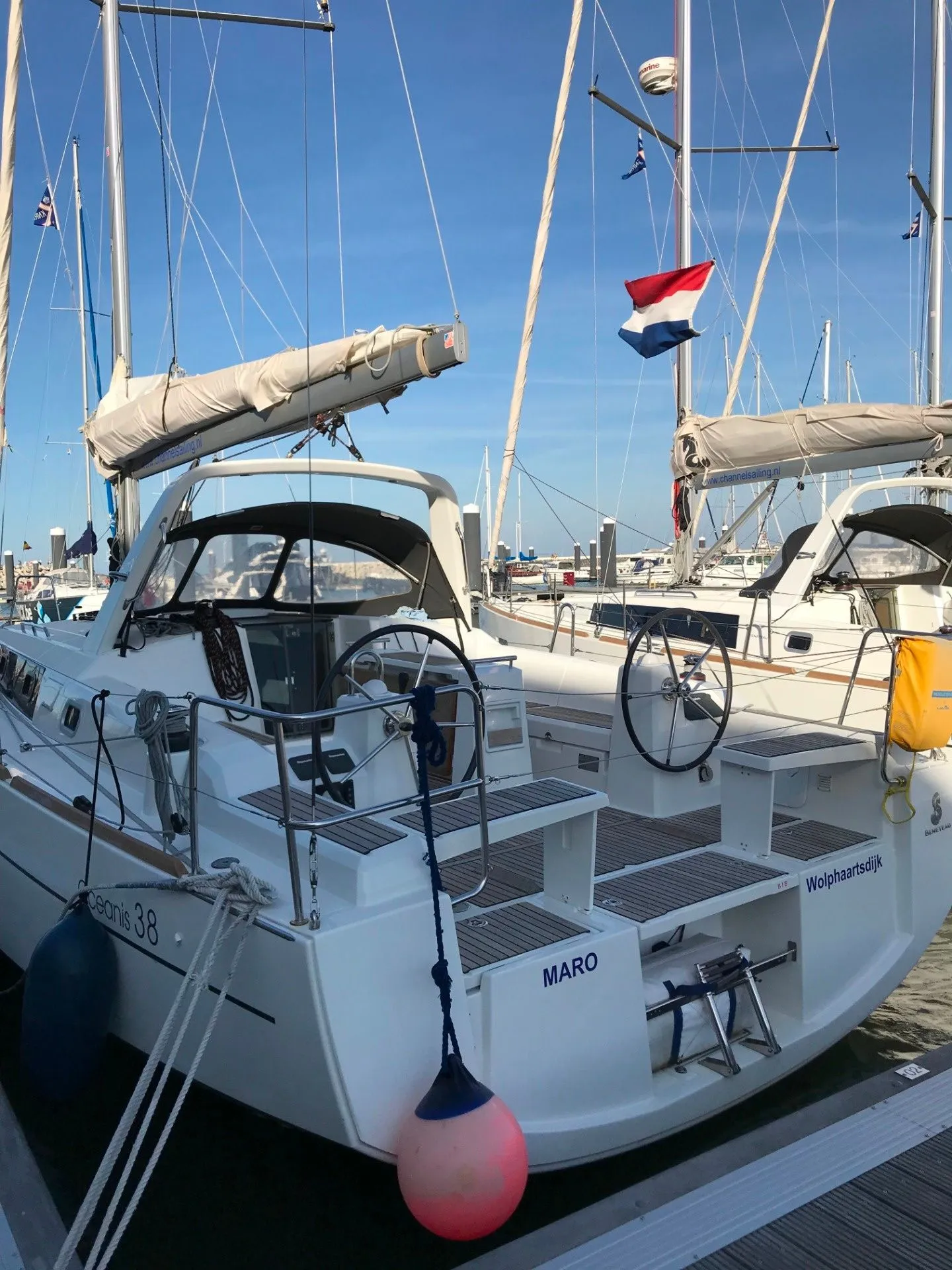 Charter a 11.5m Boat in Cadzand