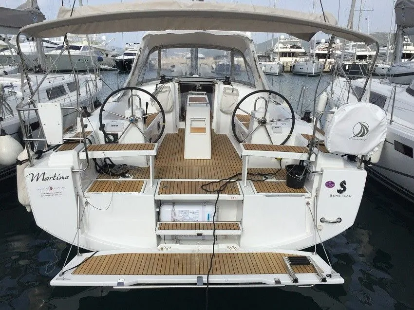 Martine Charter Boat