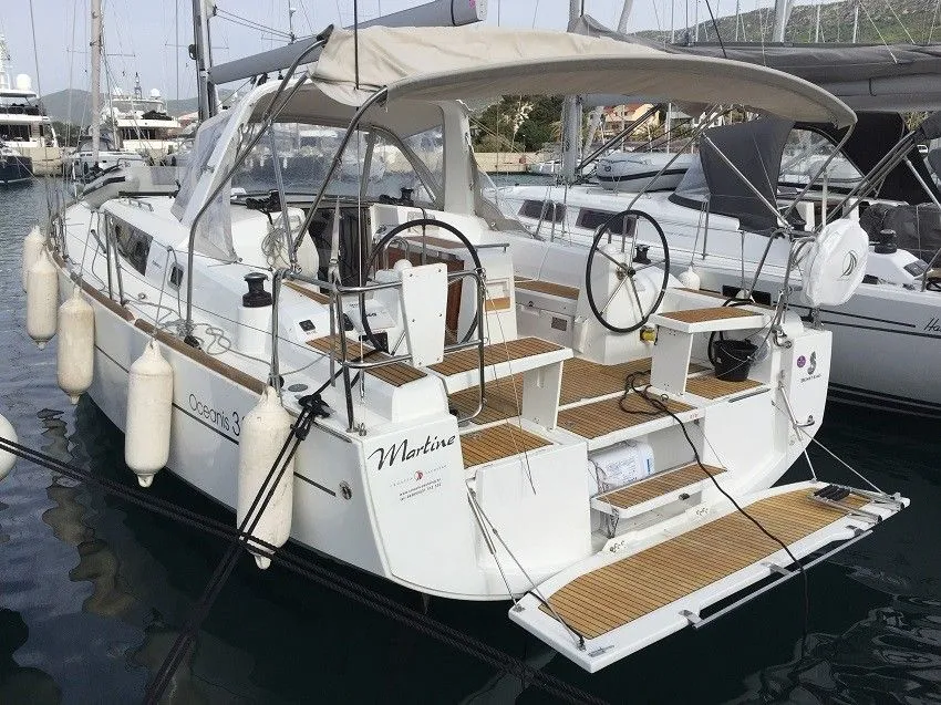 Explore Kastela on a 11.5m Rental Beneteau Oceanis 38