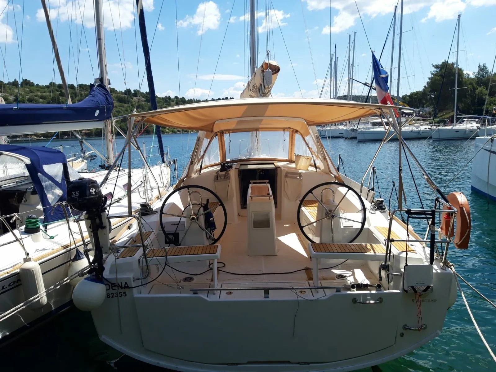 Rent a 11.5m Beneteau Oceanis 38 in Zaton