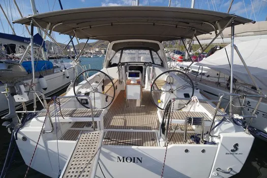 11.5m Port de Pollensa Beneteau Oceanis 38 Sailing Yacht Hire