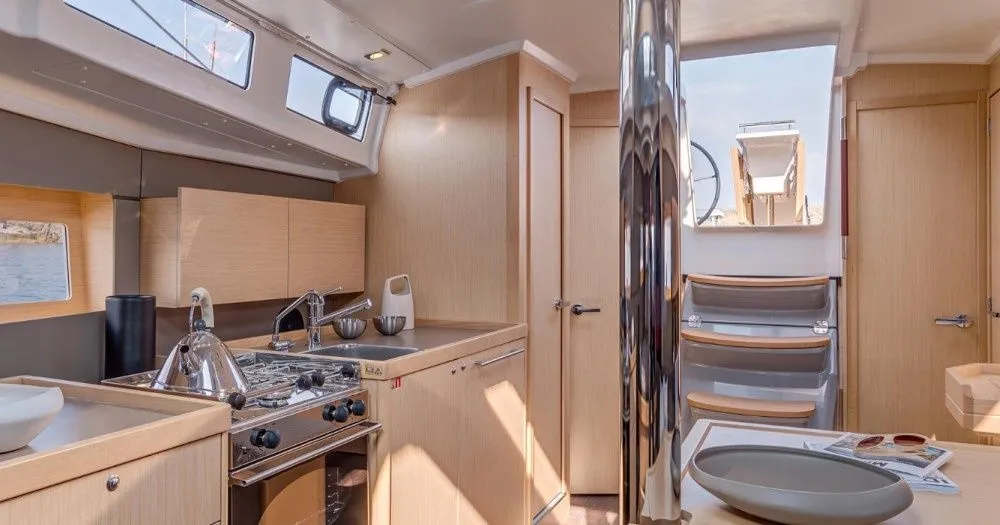 Moorings 16 Charter Boat - 5