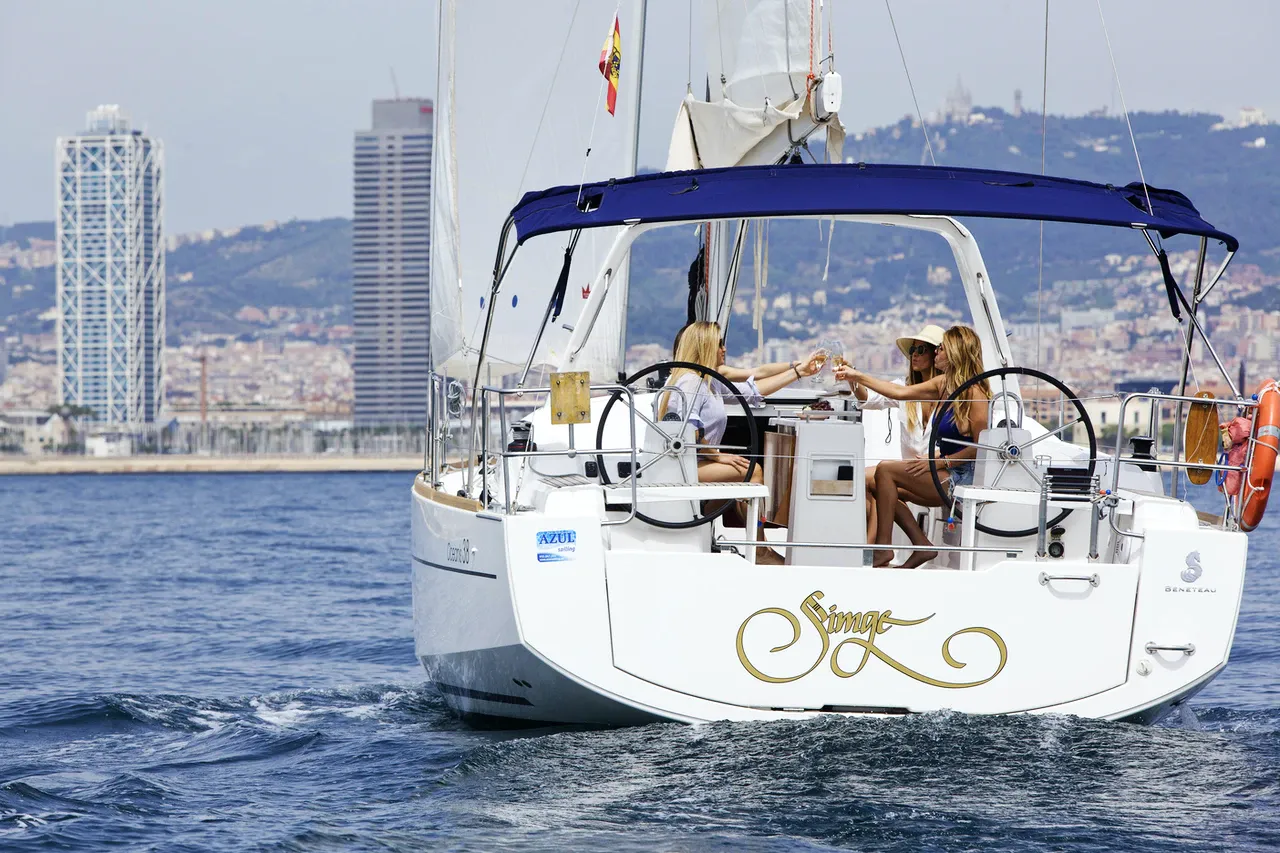 Simge Mietboot - 3