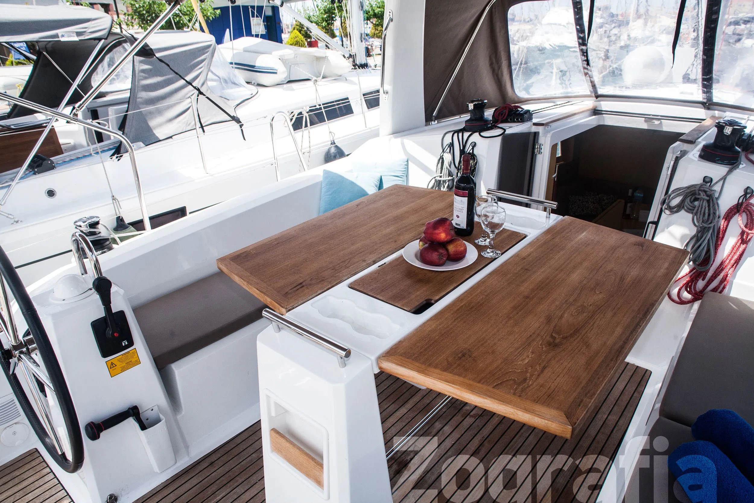 Zografia Kiralık Teknesi - 4
