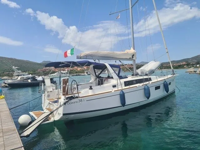 11.5m Golfo Aranci Sailing Yacht Hire