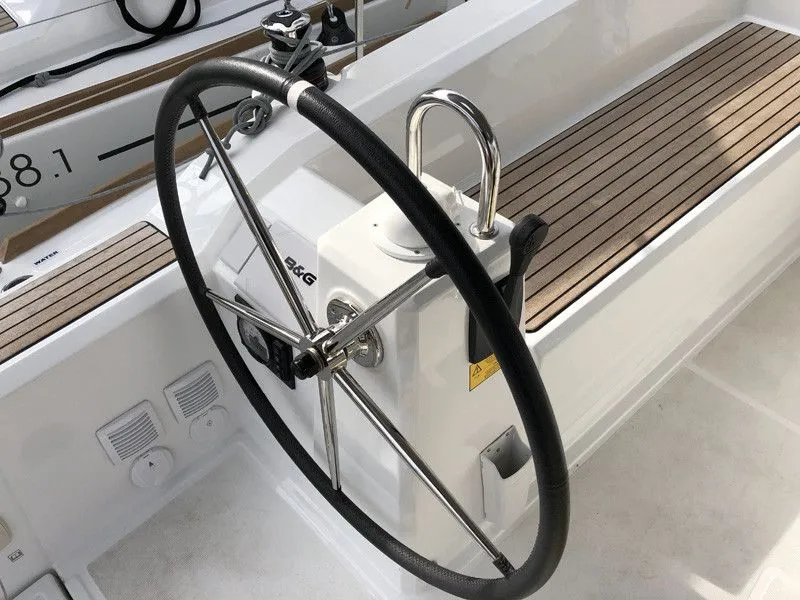 New Order Charterboot - 4