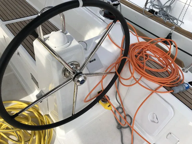 New Order Charterboot - 5