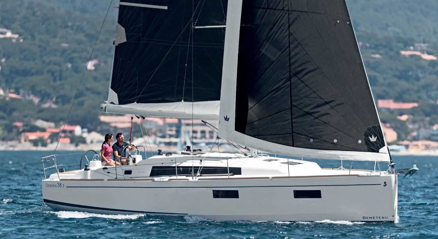 11.5m Los Angeles Sailing Yacht Beneteau Oceanis 38.1 Hire