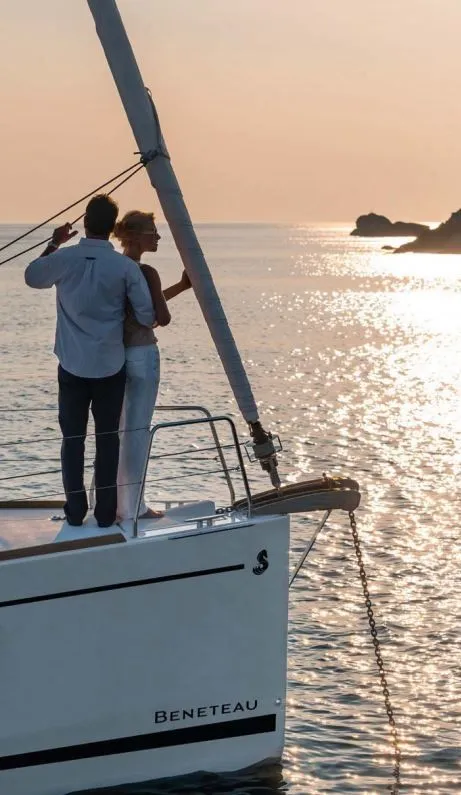 Charter a 11.5m Beneteau Oceanis 38.1 Sailing Yacht in Punta Ala