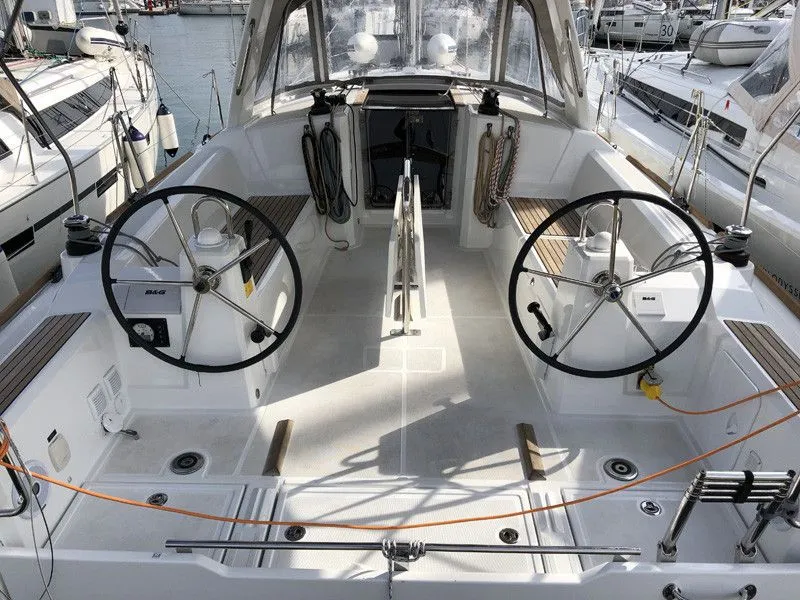 Simple Minds Charterboot - 3