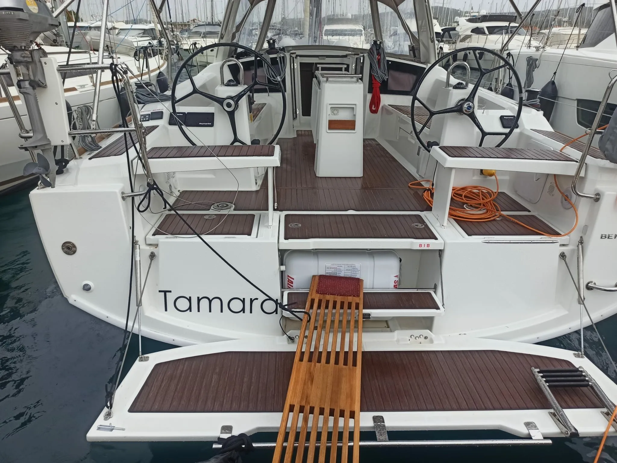 Tamara Charterboot - 3