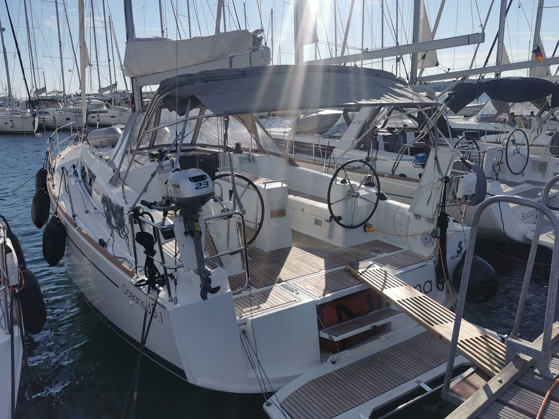 Tena Charter Boat - 3