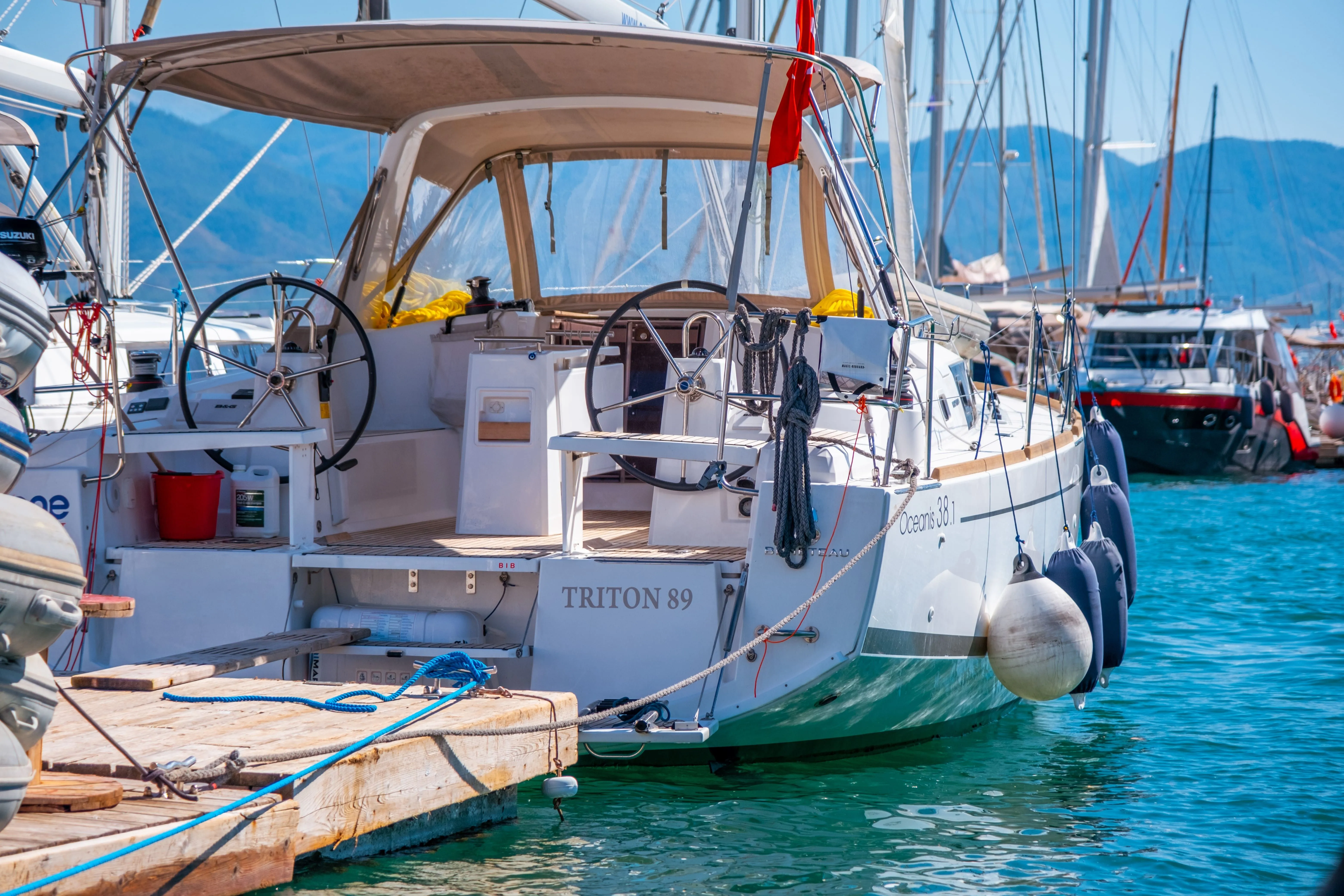 Triton 89 Mietboot - 3